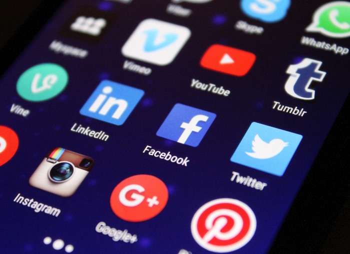 Toute l&rsquo;actualité de notre commune sur les réseaux sociaux !